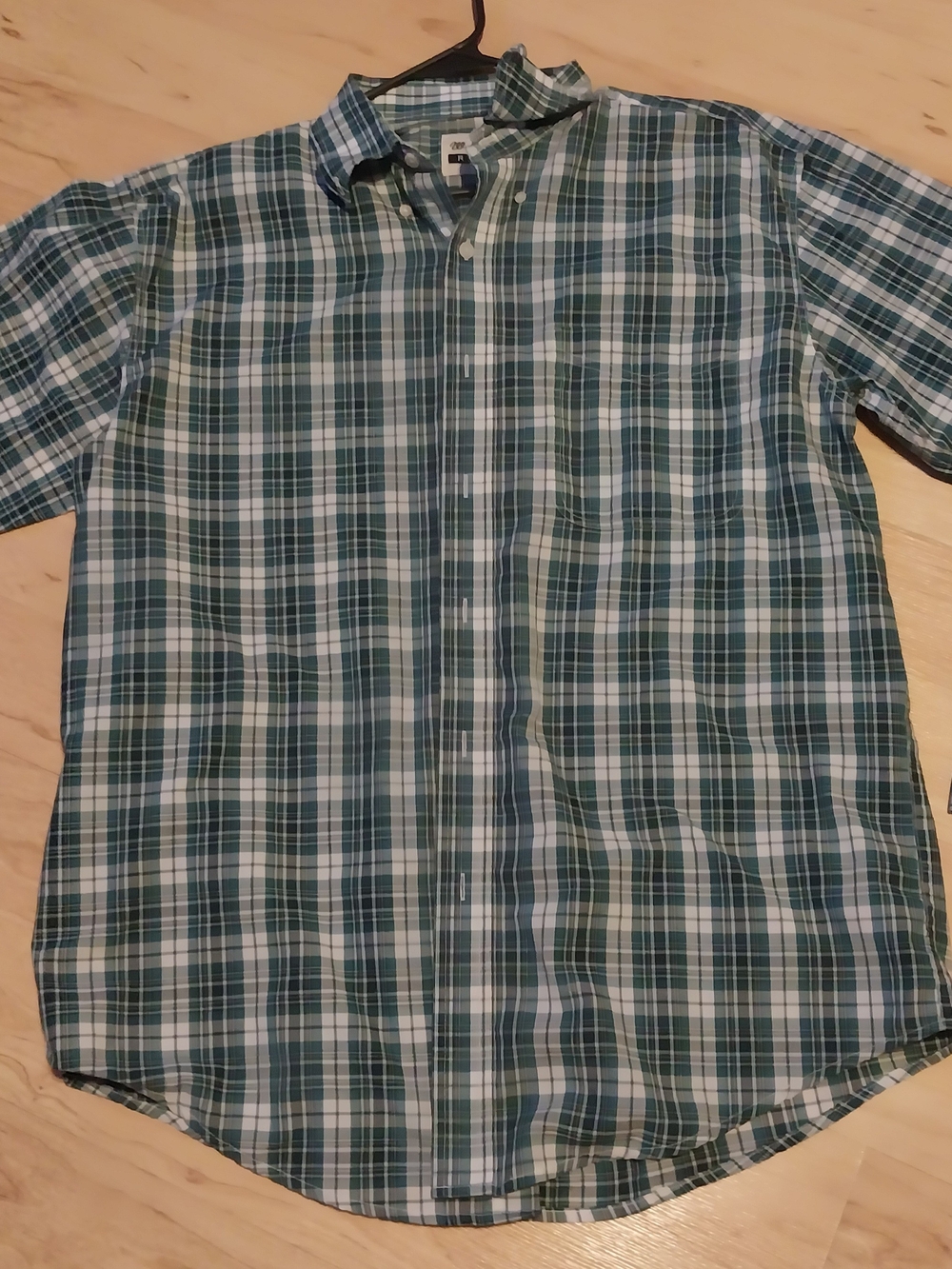 Wrangler Green and White Plaid Short-Sleeve Button-Down Shirt